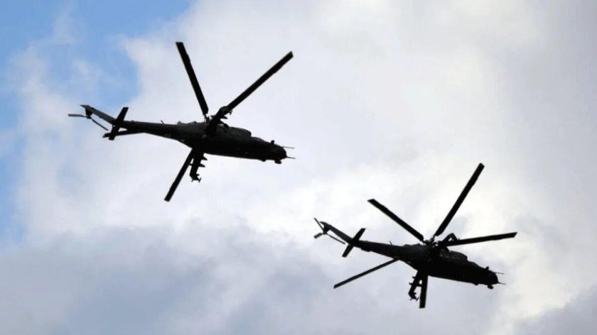 Военный вертолет