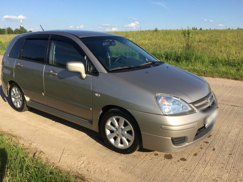 Suzuki Liana 2004