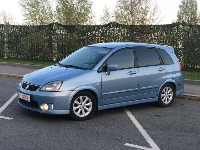 Сузуки Лиана 2004