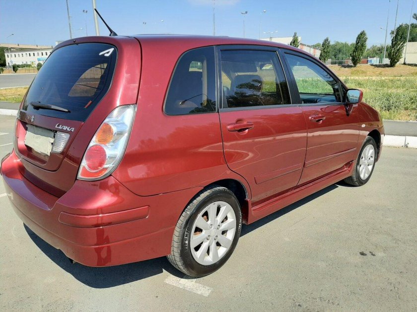 Сузуки Лиана 2003 универсал