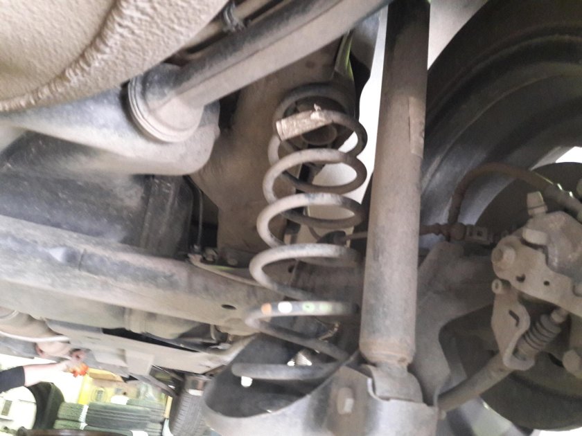 Задняя подвеска Рапид 2017