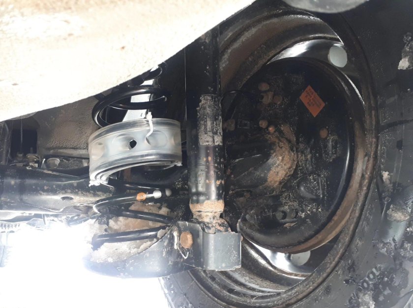 Задняя подвеска Рапид 2017