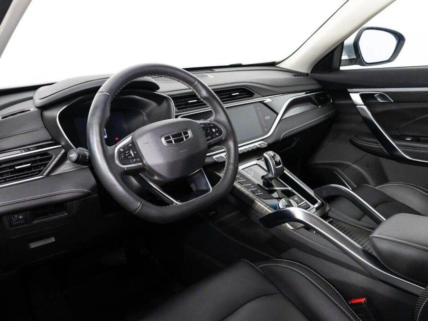Geely Atlas 2024 комплектации