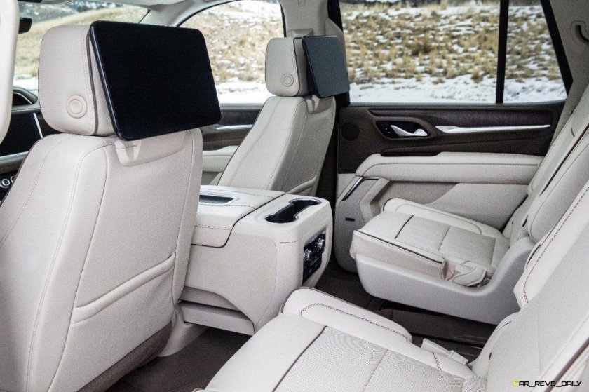 GMC Yukon Denali 2021 салон