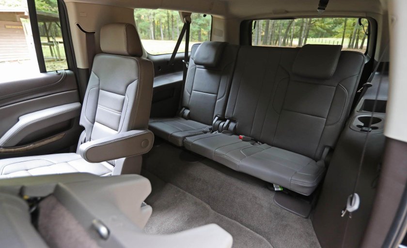GMC Yukon салон сзади