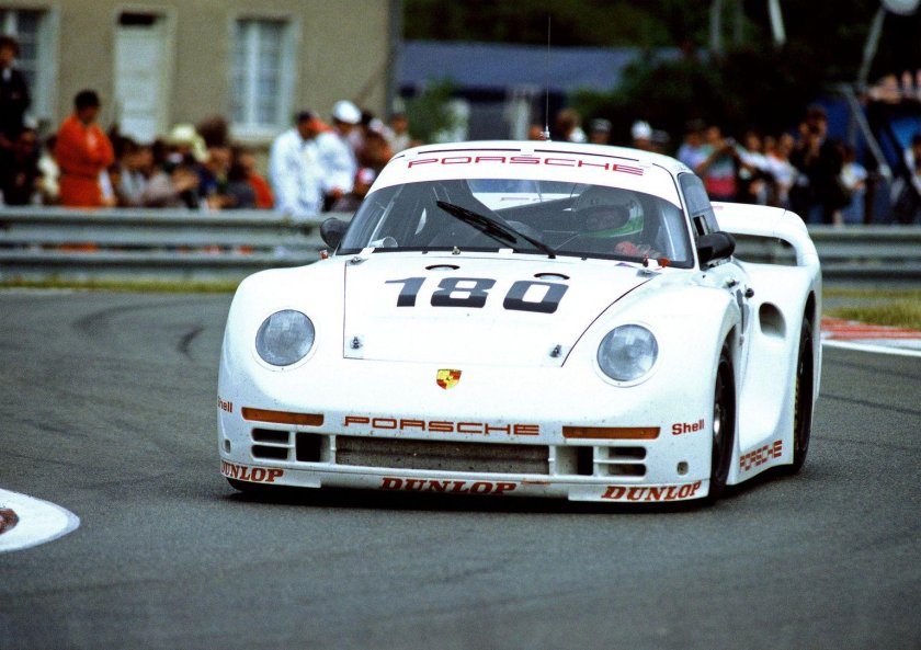 Porsche 961