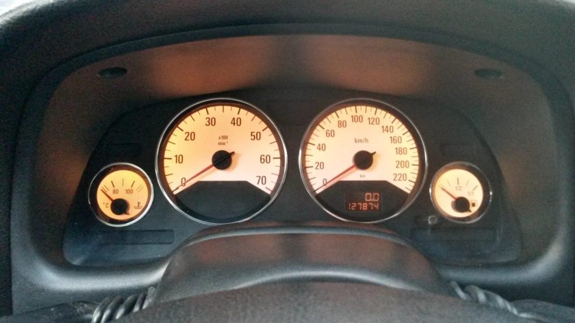 Приборная панель Opel Astra g