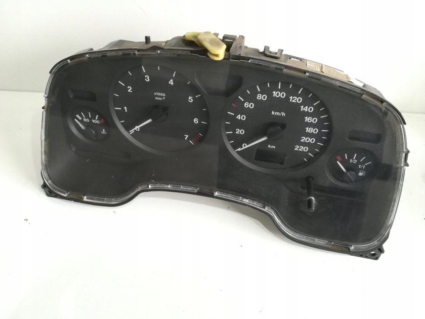 Щиток приборов Опель Астра g
