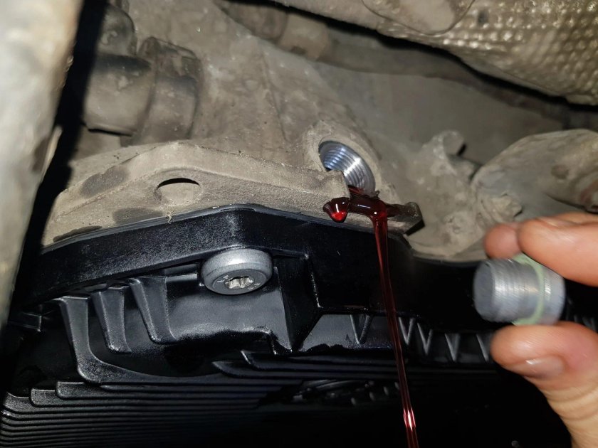 Заливная пробка АКПП БМВ е39