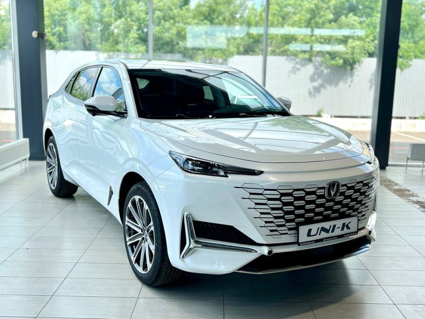 Changan uni k белый