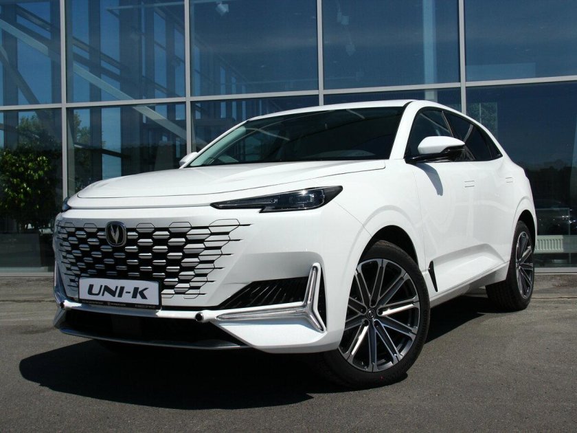 Changan uni k белый