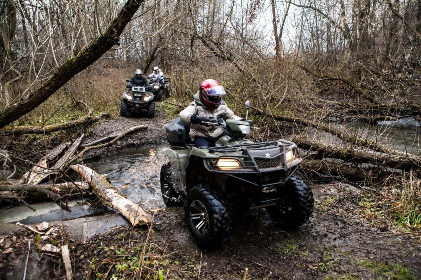Стелс квадроцикл поездка