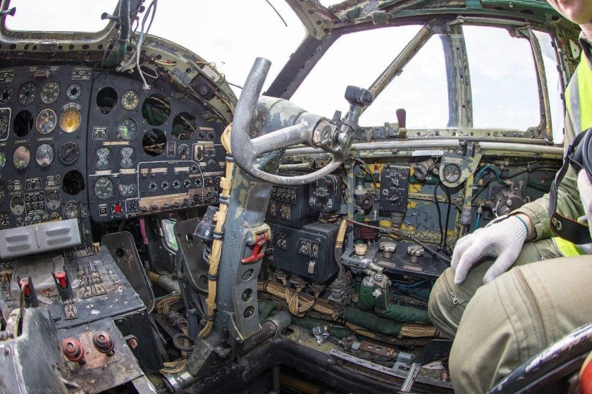 Ил-28 кабина