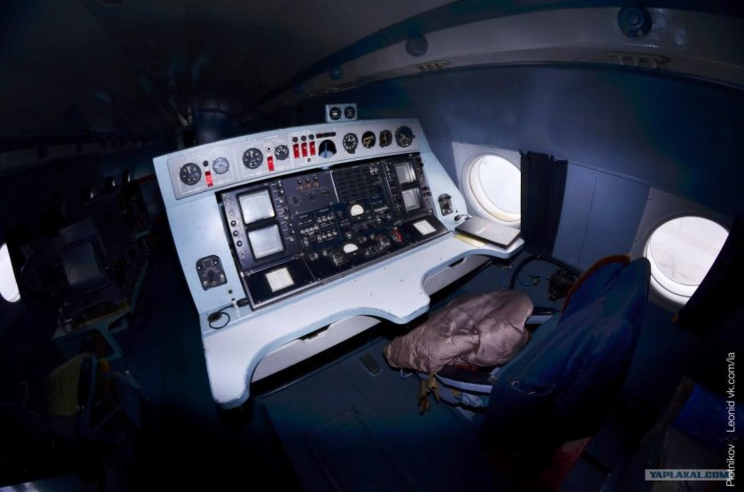 Ил 20 кабина