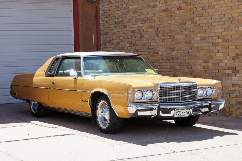 Chrysler Newport 1976