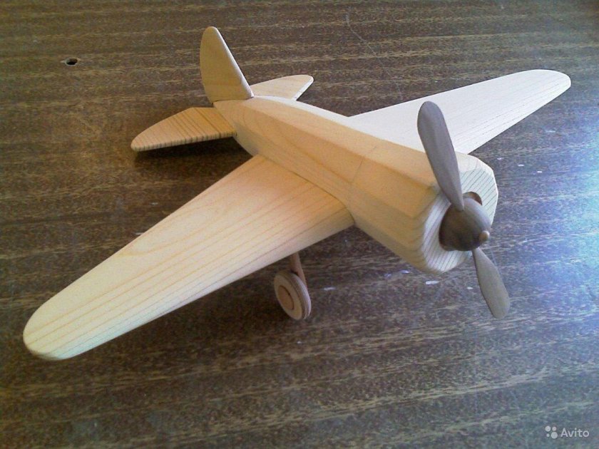 Самолет из фанеры