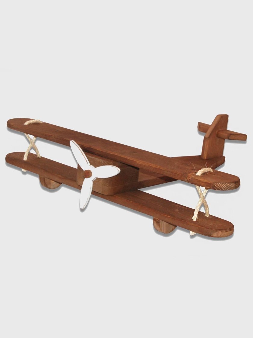 Самолет из фанеры