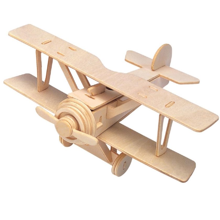Самолет из дерева