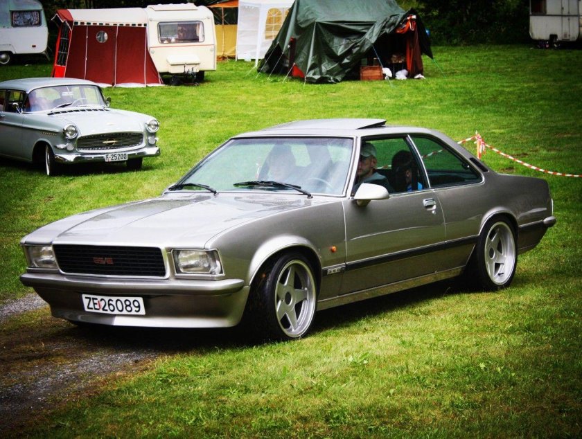 Опель Командор