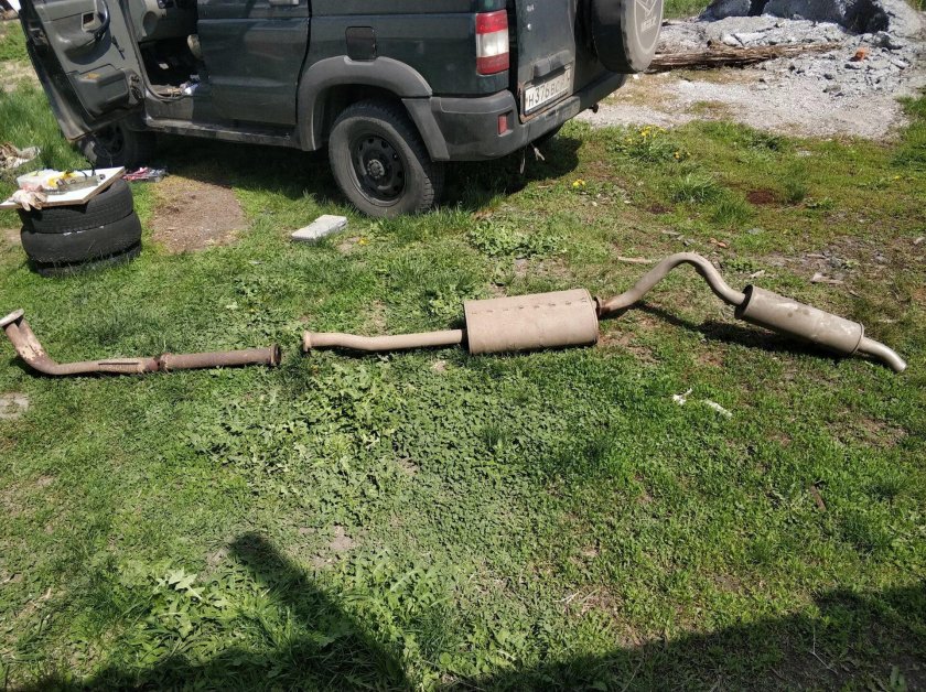 Выхлопная труба УАЗ Патриот 2014