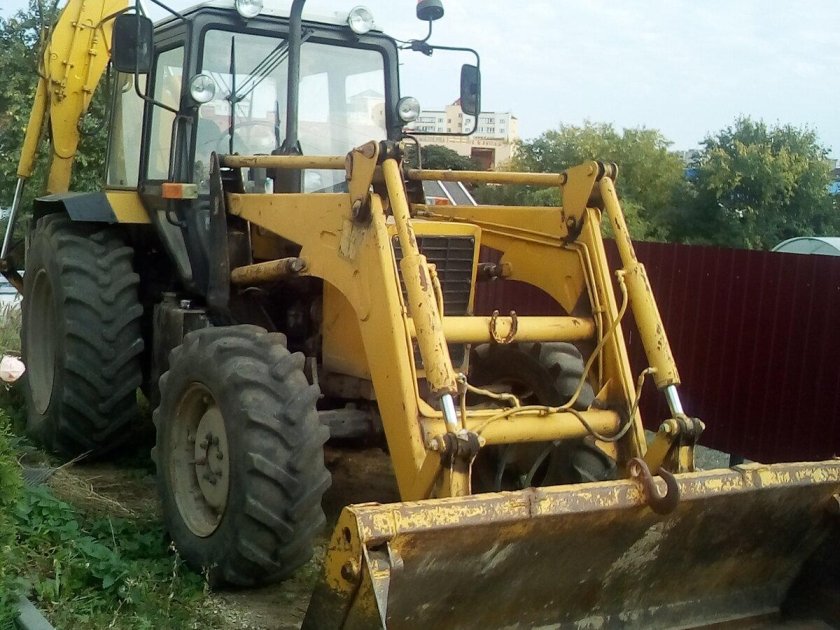 МТЗ 82 экскаватор погрузчик