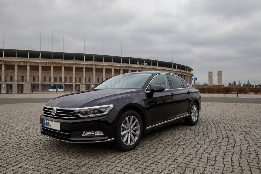 Volkswagen Passat b8 черный