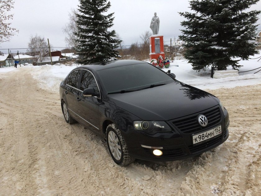 Volkswagen Passat b6 черный