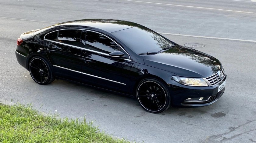 Фольксваген Пассат СС 2014 черный