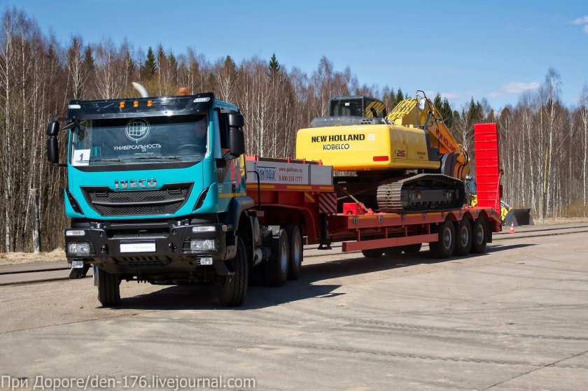 Ивеко Траккер тягач