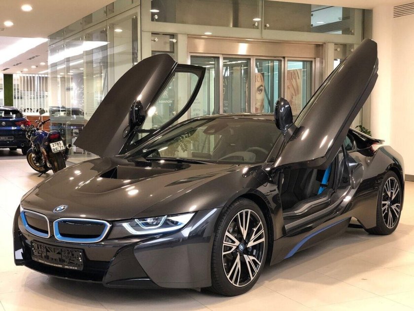 Новая BMW i8