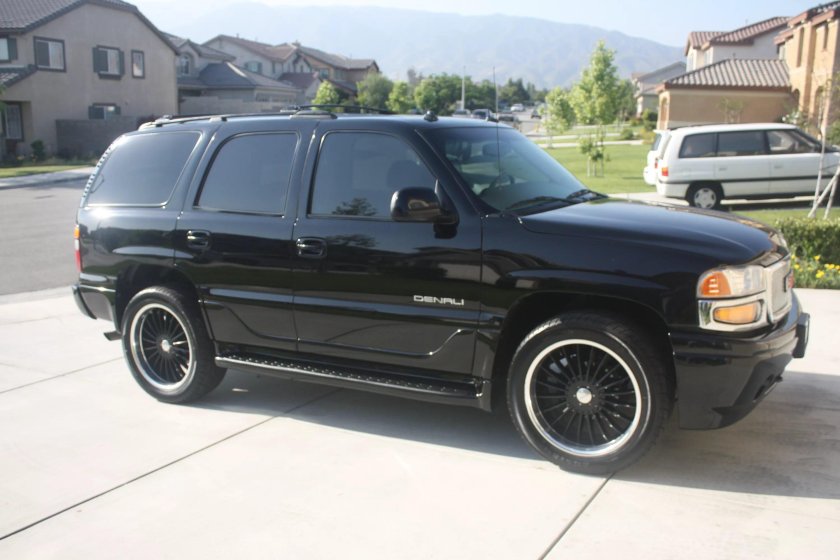 GMC Yukon 2003