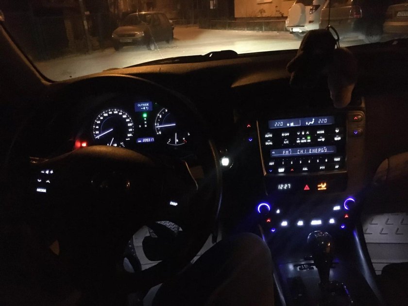 За рулем Lexus 570