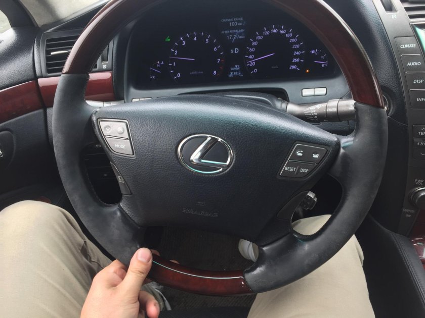 Руль Лексус 570