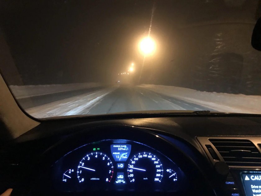 За рулем Лексуса зимой