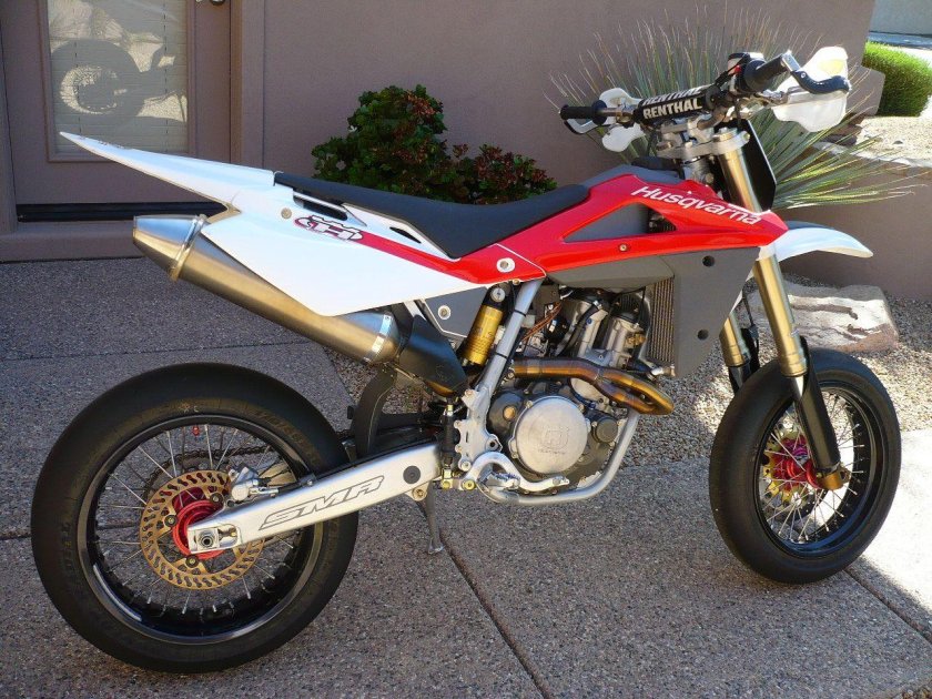 Husqvarna SMR 125 4t 2011