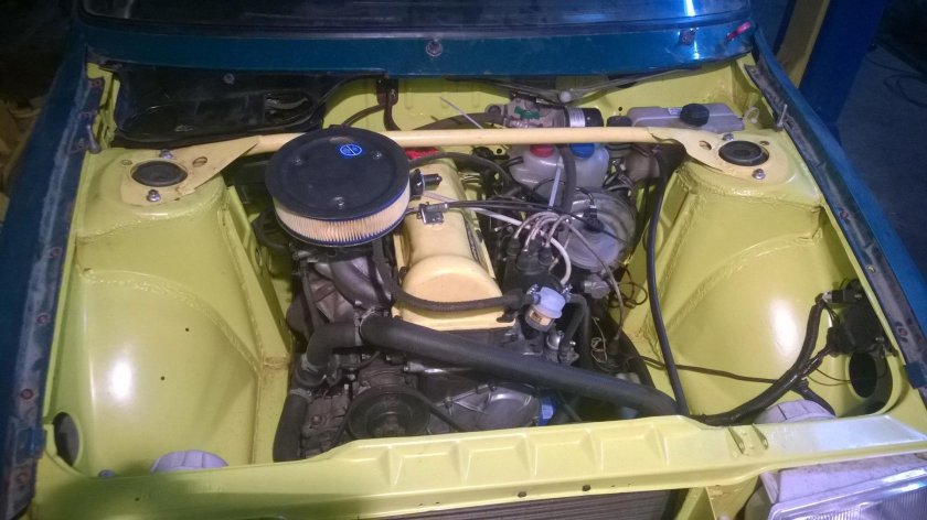 Подкапотка ИЖ Ода 2126