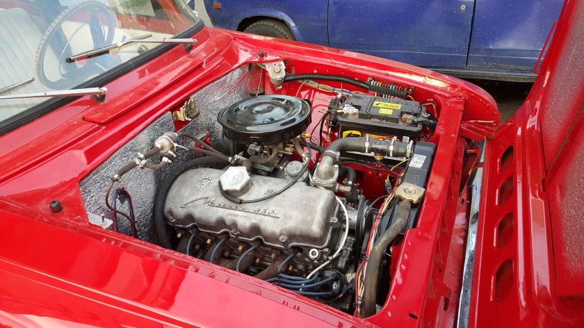 Москвич 412 под капотом