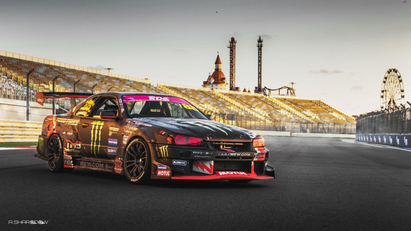 Nissan Skyline GTR r34 Аркадий Цареградцев