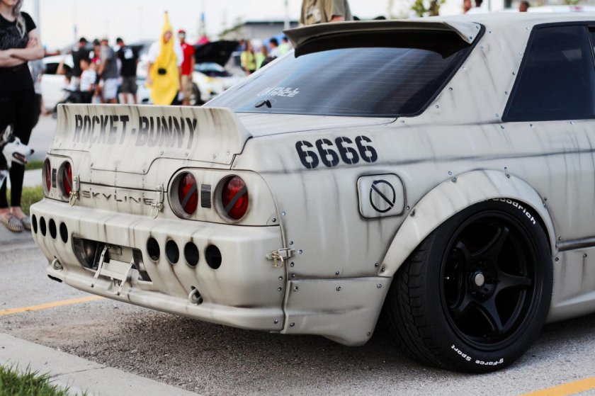 Nissan Skyline r32 Rocket Bunny