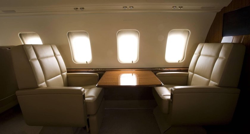 Bombardier Challenger 605 салон