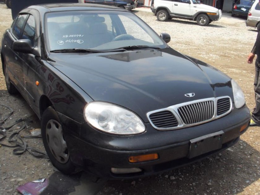 Daewoo Leganza Black