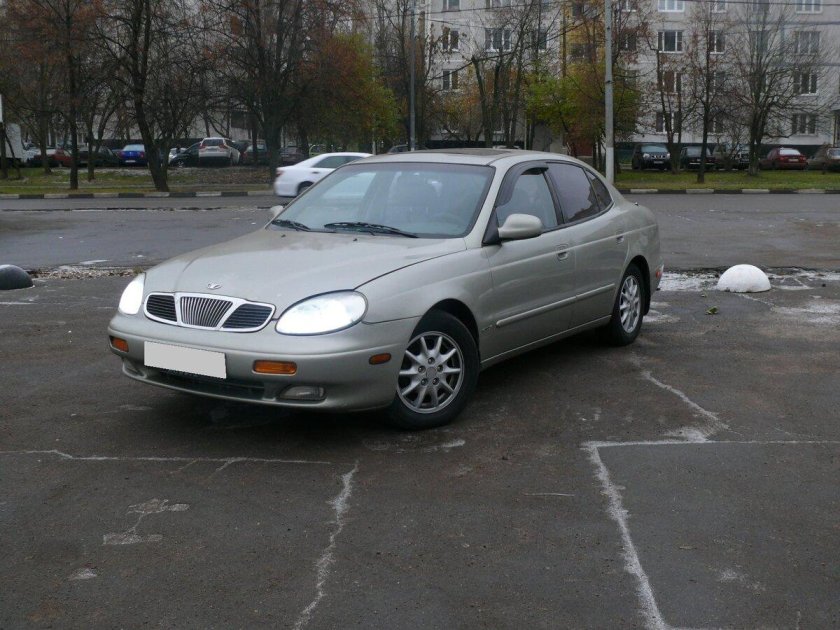 Дэу Леганза 2001