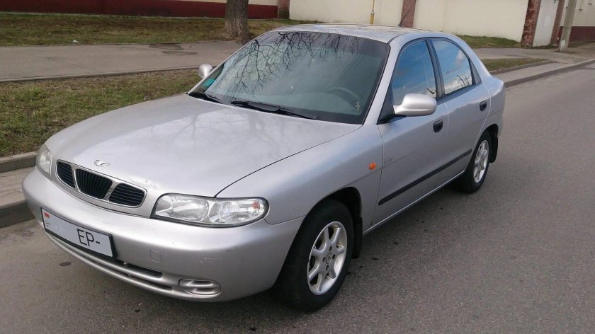 Daewoo Nubira 1998