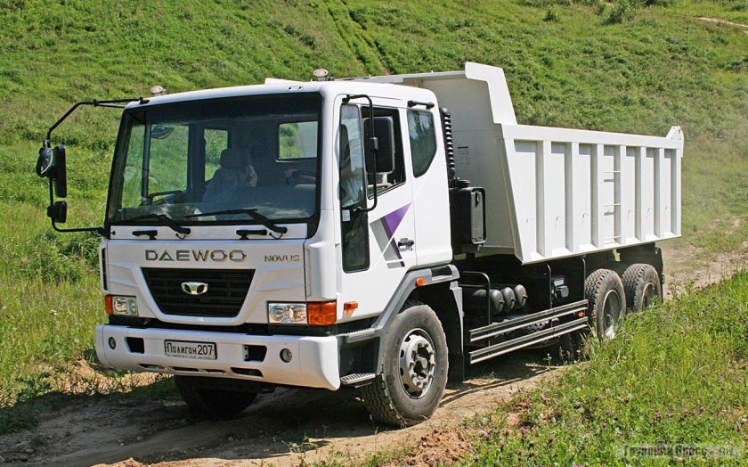 Daewoo Novus самосвал