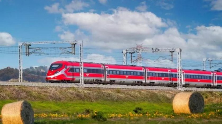 Frecciarossa 1000 поезд