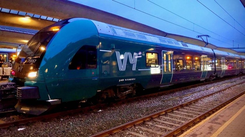 Поезда самолёты