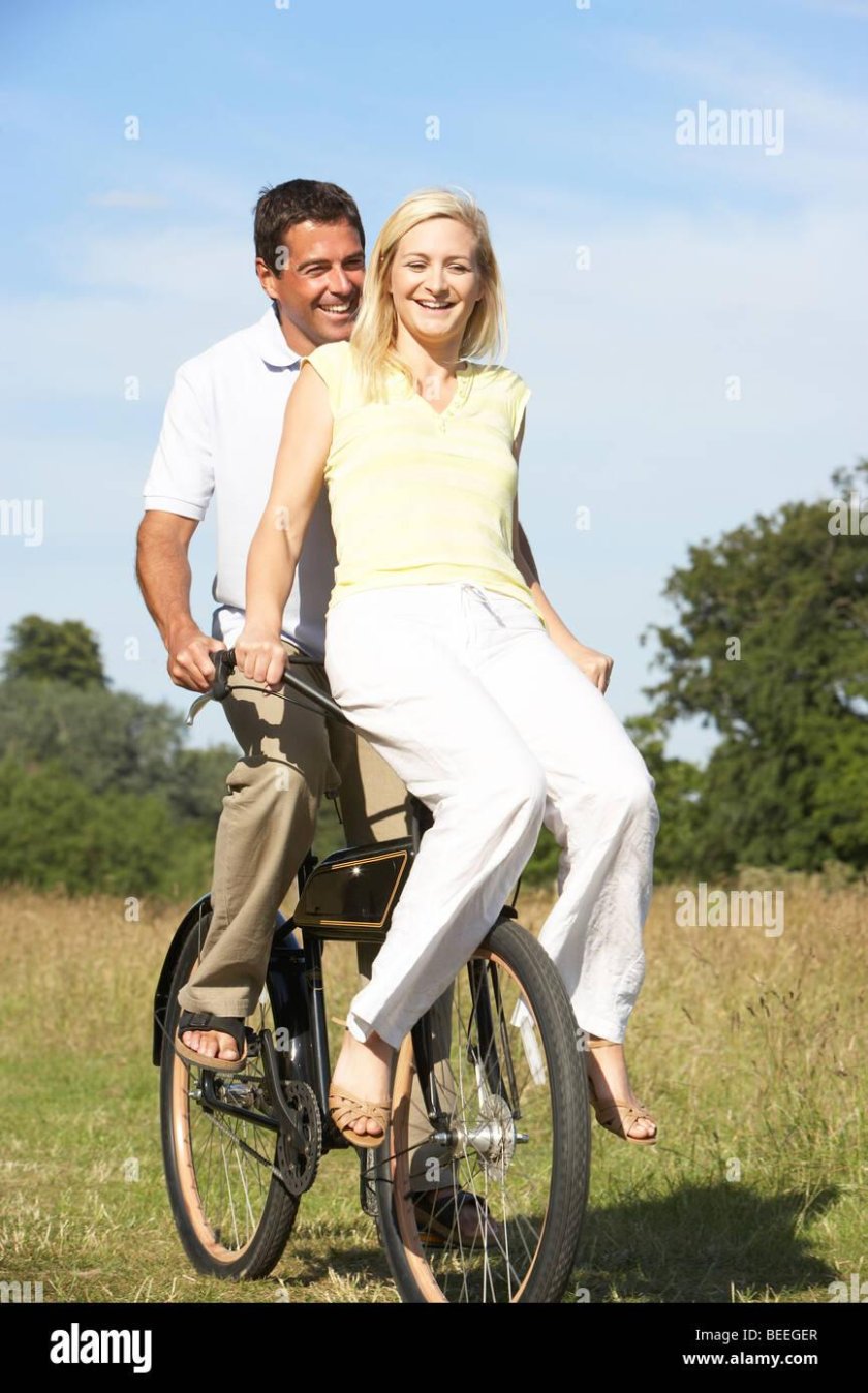 Вдвоем на велосипеде