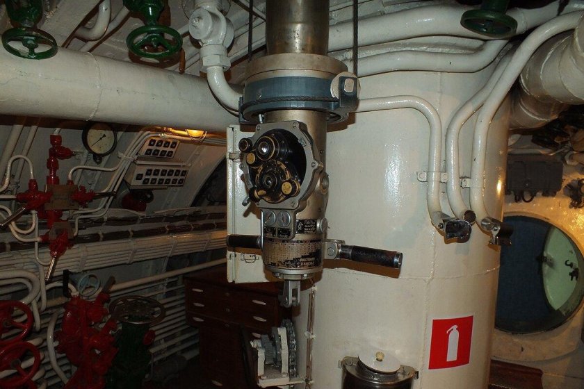 Перископ подводной лодки