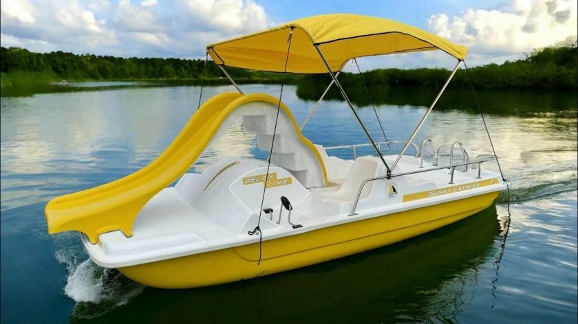 Педальный катамаран