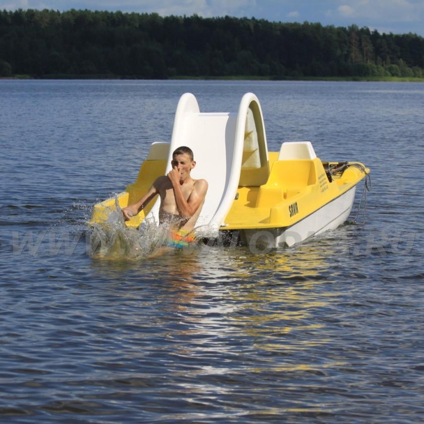 Sava 400 катамаран